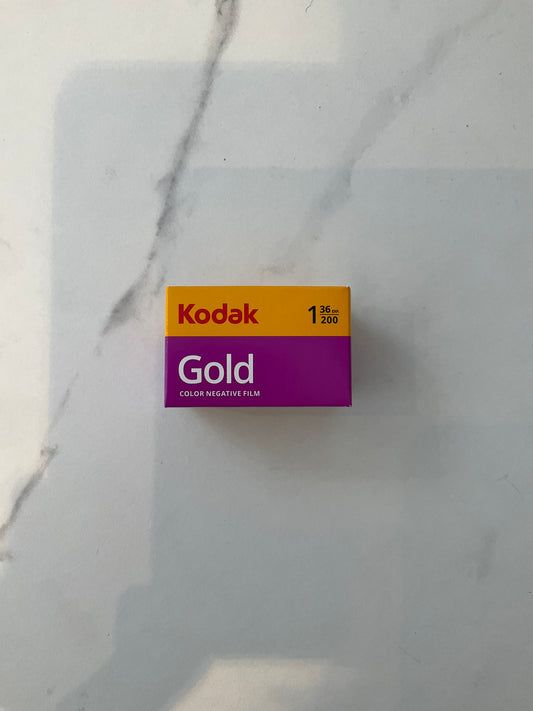 36exp. Kodak Gold 200 35mm film